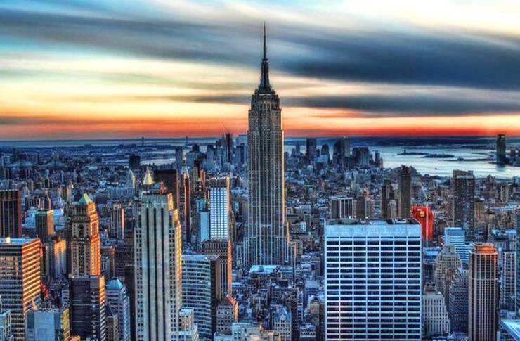 /Witty_Finance/get_goods_mes.do?goods_num=208